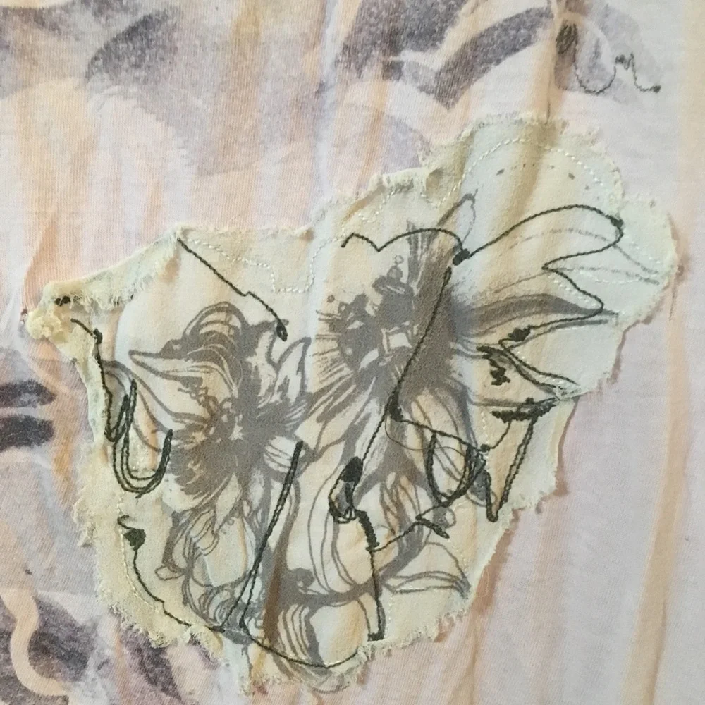 Vintage Y2K Diesel Embellished wind clouds storm rain T shirt size M - Picture 5 of 8